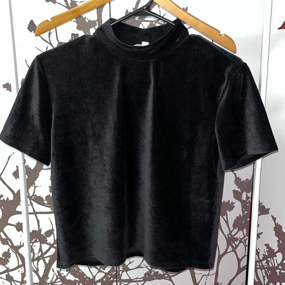 ARDENE Size Medium Black T-Shirt NWOT $30